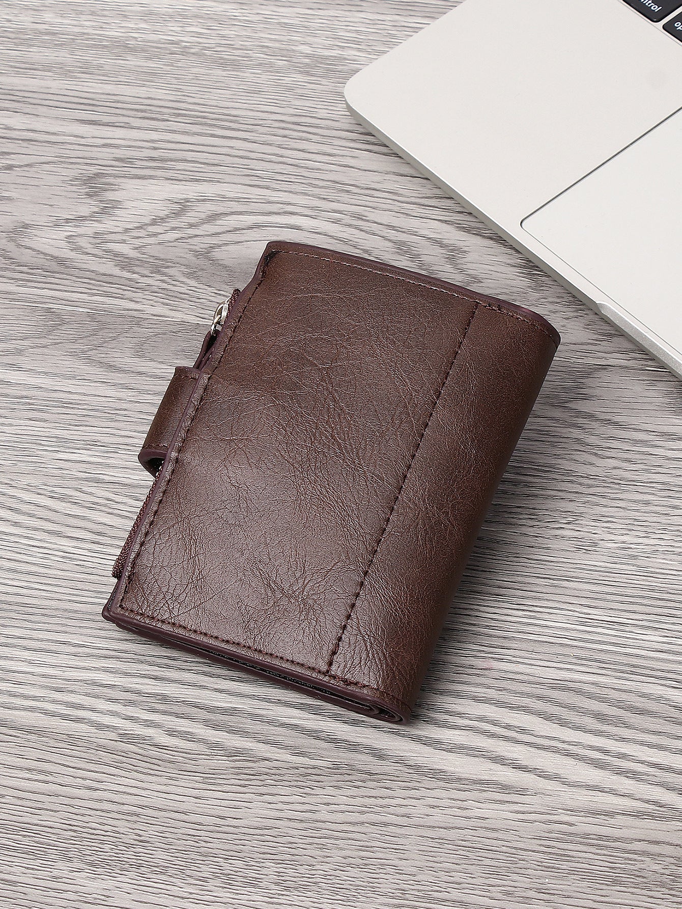 Small Wallets Genuine Leather Bifold Wallet with RFID Blocking